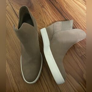 Maurice's wedge bootie